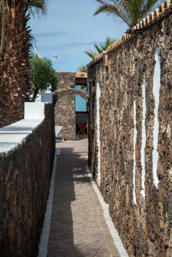 La Golondrina - Beach Froont Corralejo Eksteriør bilde